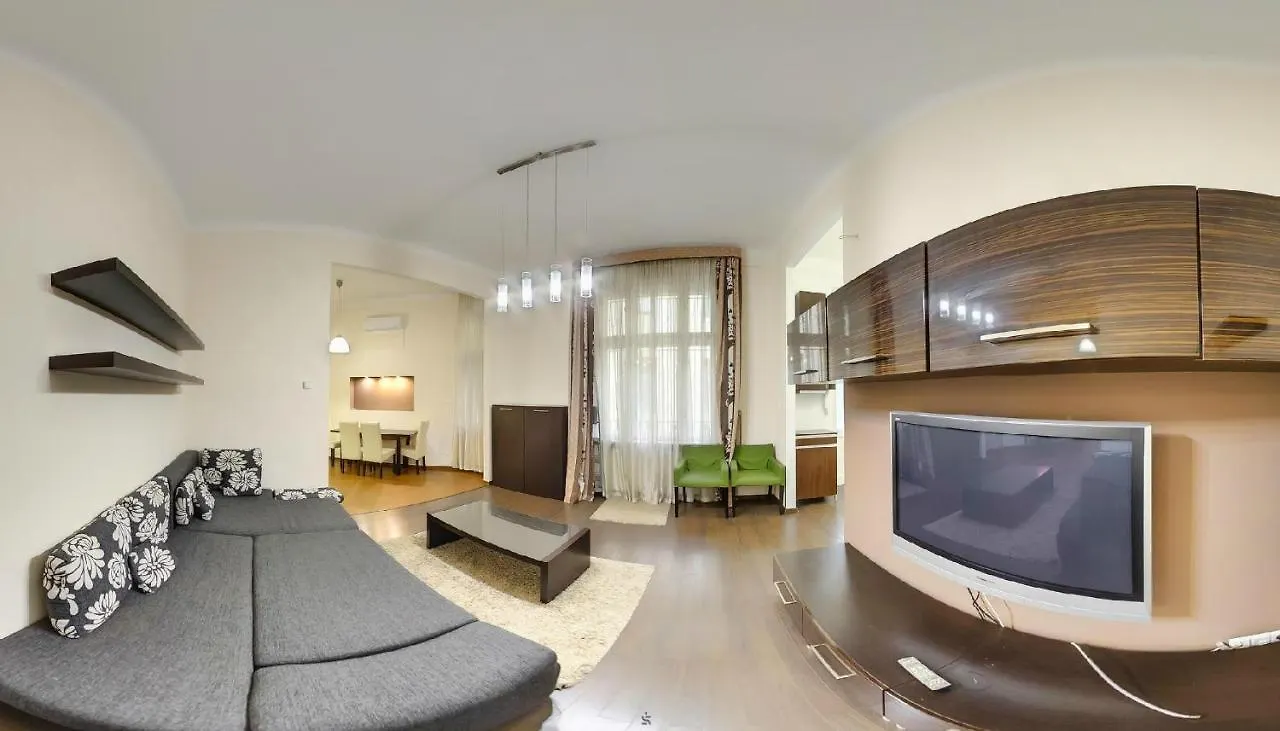 Corvina Apartment Budapest With Free Private Parking